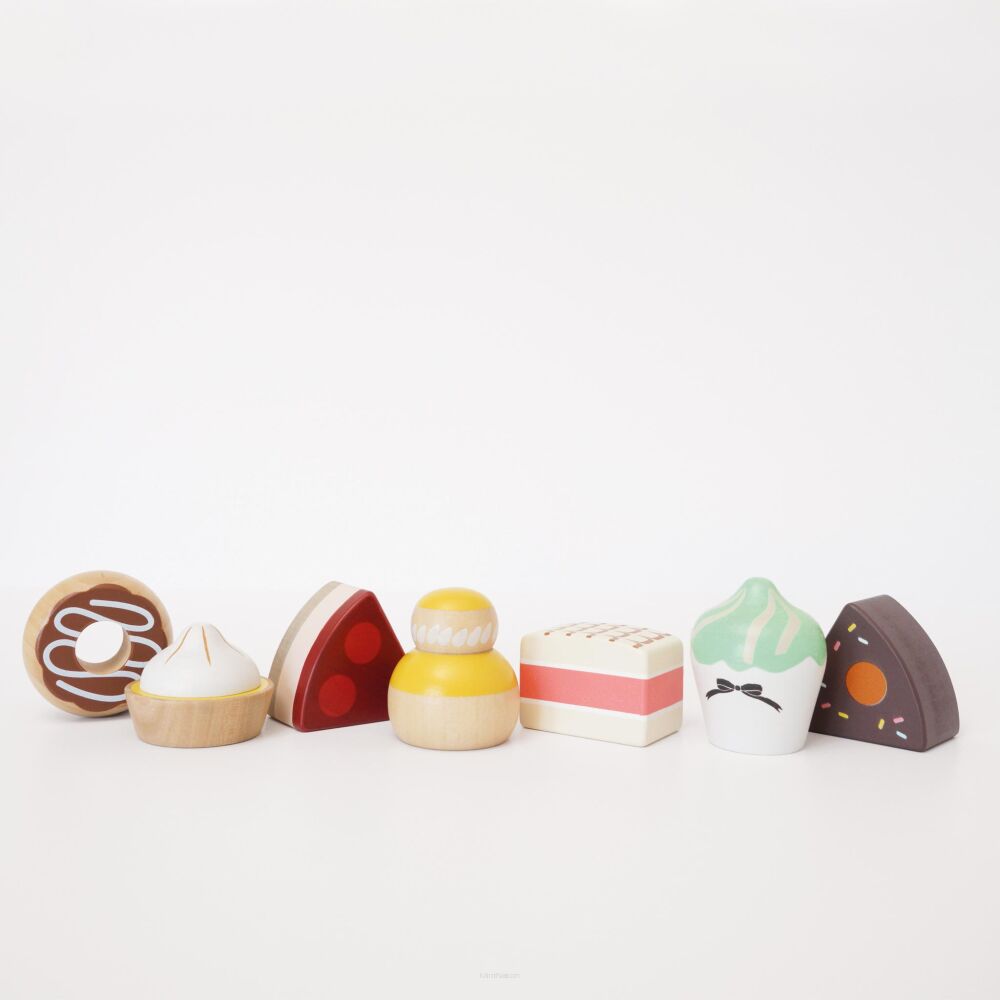 Ciastka drewniane na paterze Le Toy Van