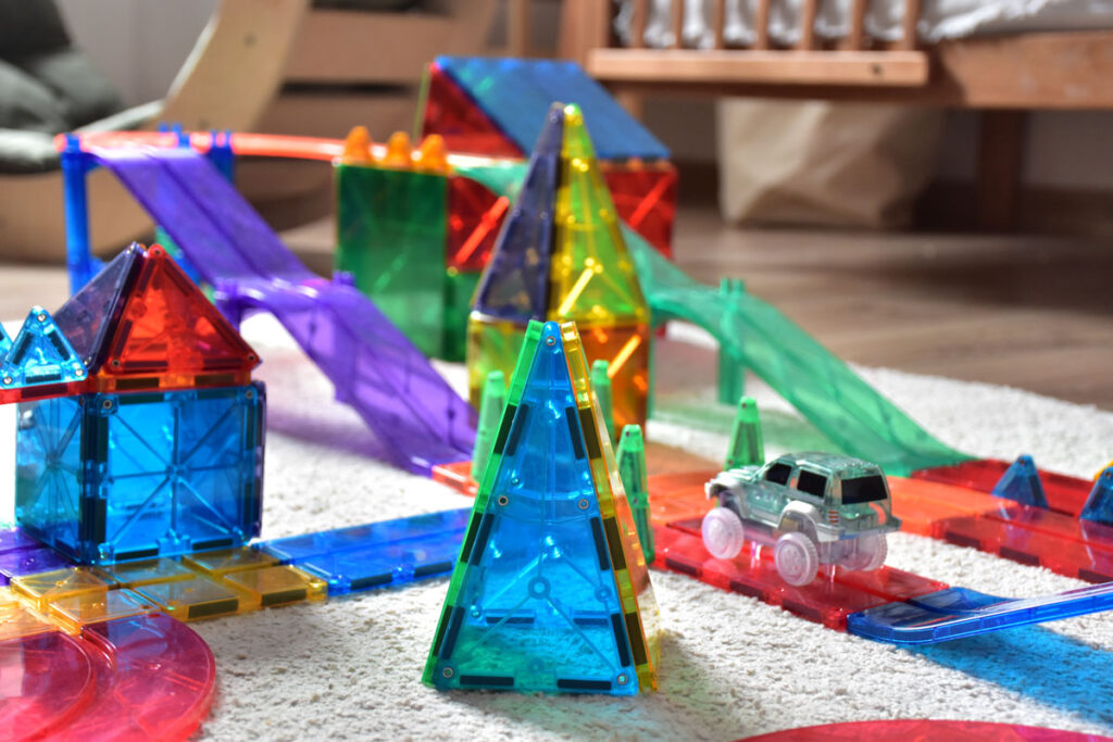 Zabawki dla dzieci z motywem pojazdu