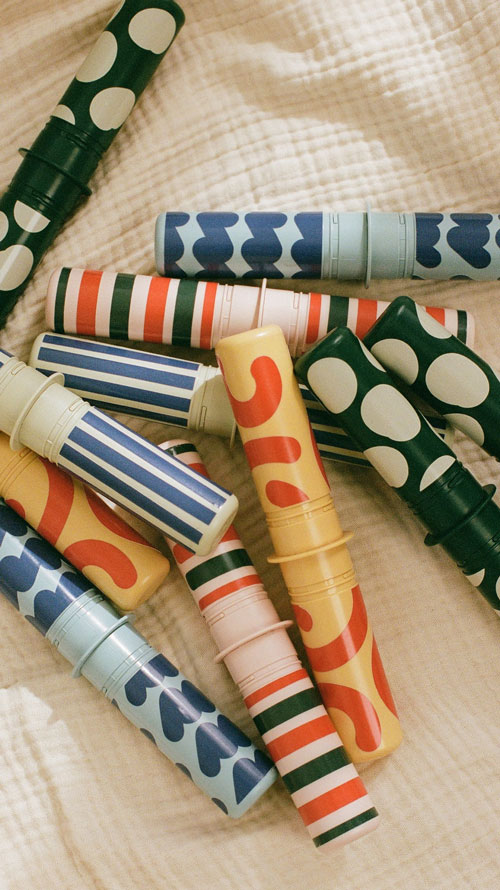 modu kolorowe kołki