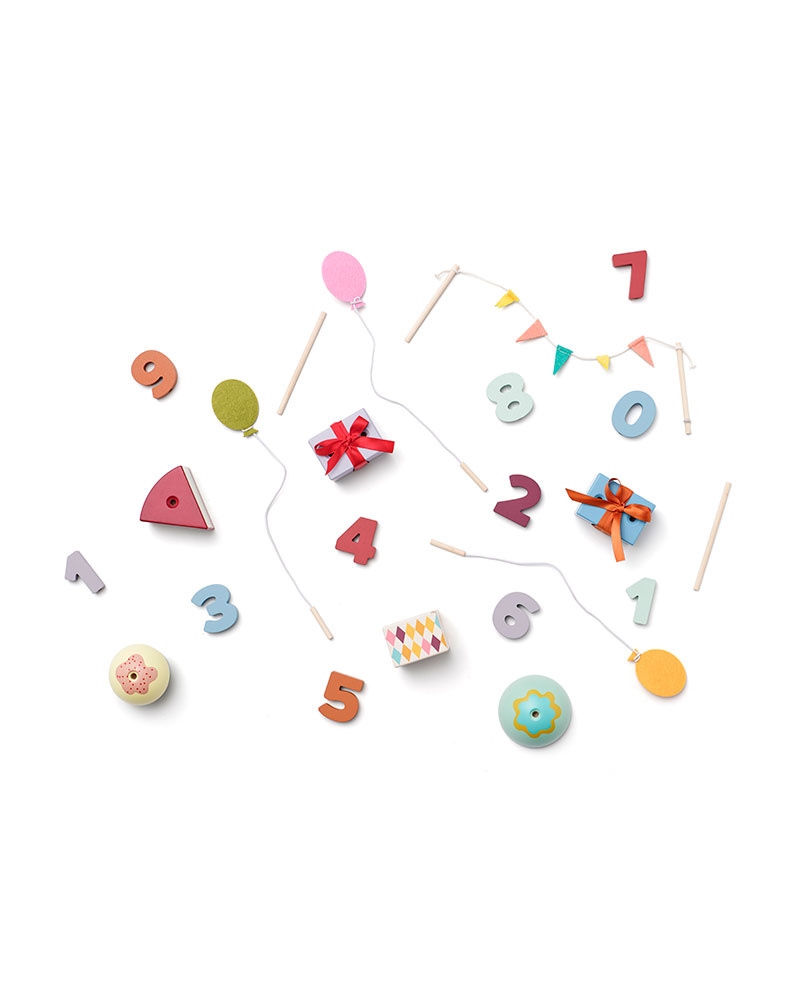 drewniane dekoracje urodzinowe