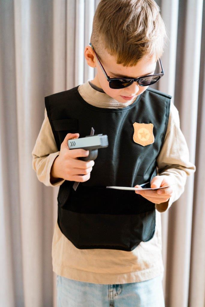 strój na balik policjant