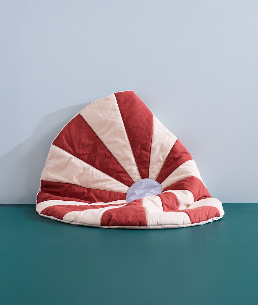 Mata do zabawy Circus czerwona Kids Concept